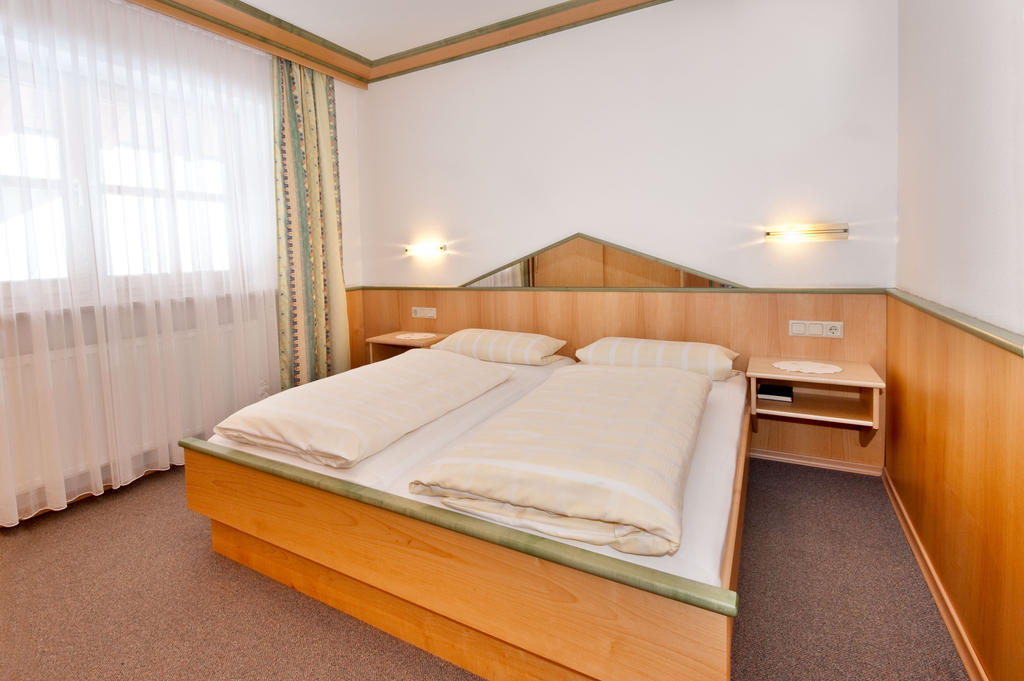 Wellness- Und Wohlfuehlhotel Waldeck Bodenmais Pokoj fotografie