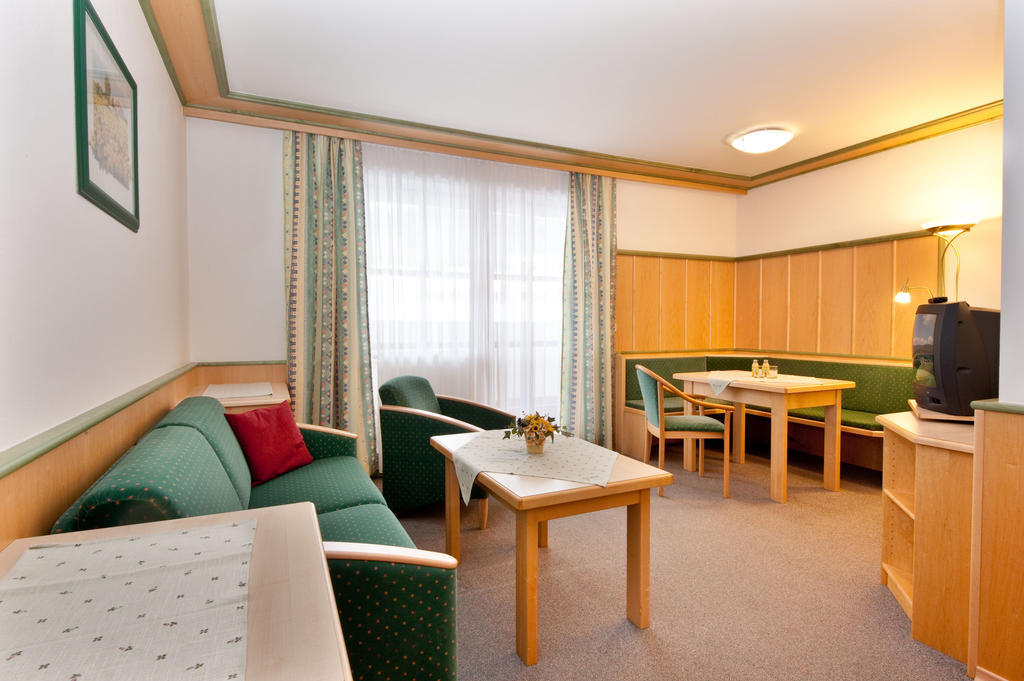 Wellness- Und Wohlfuehlhotel Waldeck Bodenmais Pokoj fotografie